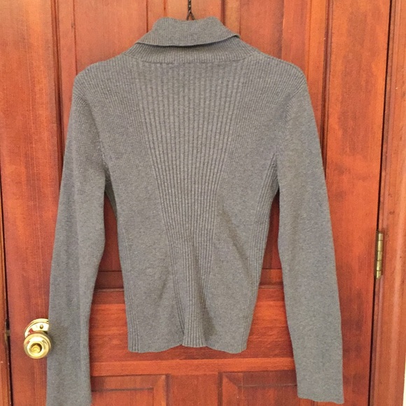 Sweater - Picture 2 of 3